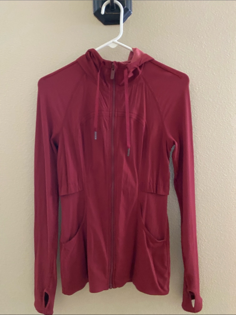 Lululemon jacket size 6